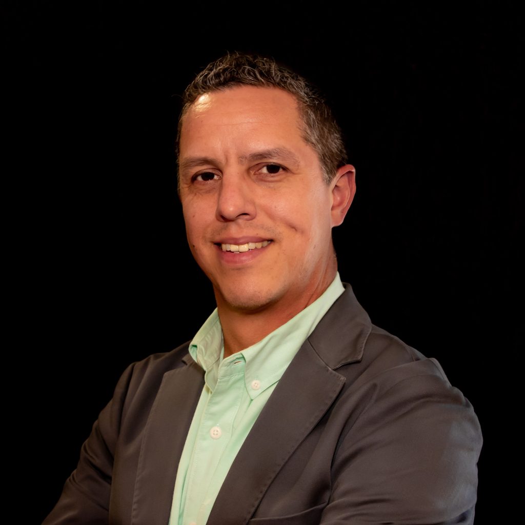 TigChamberHeadshots 8466