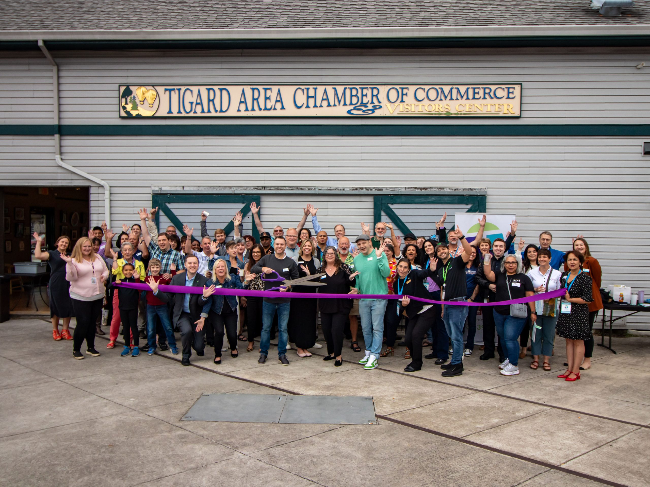 ExploreDwtnRibbonCutting2024 2 scaled